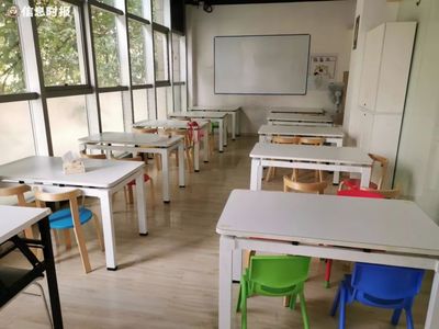 开学季广州校外托管“一位难求”，费用上涨引发家长焦虑